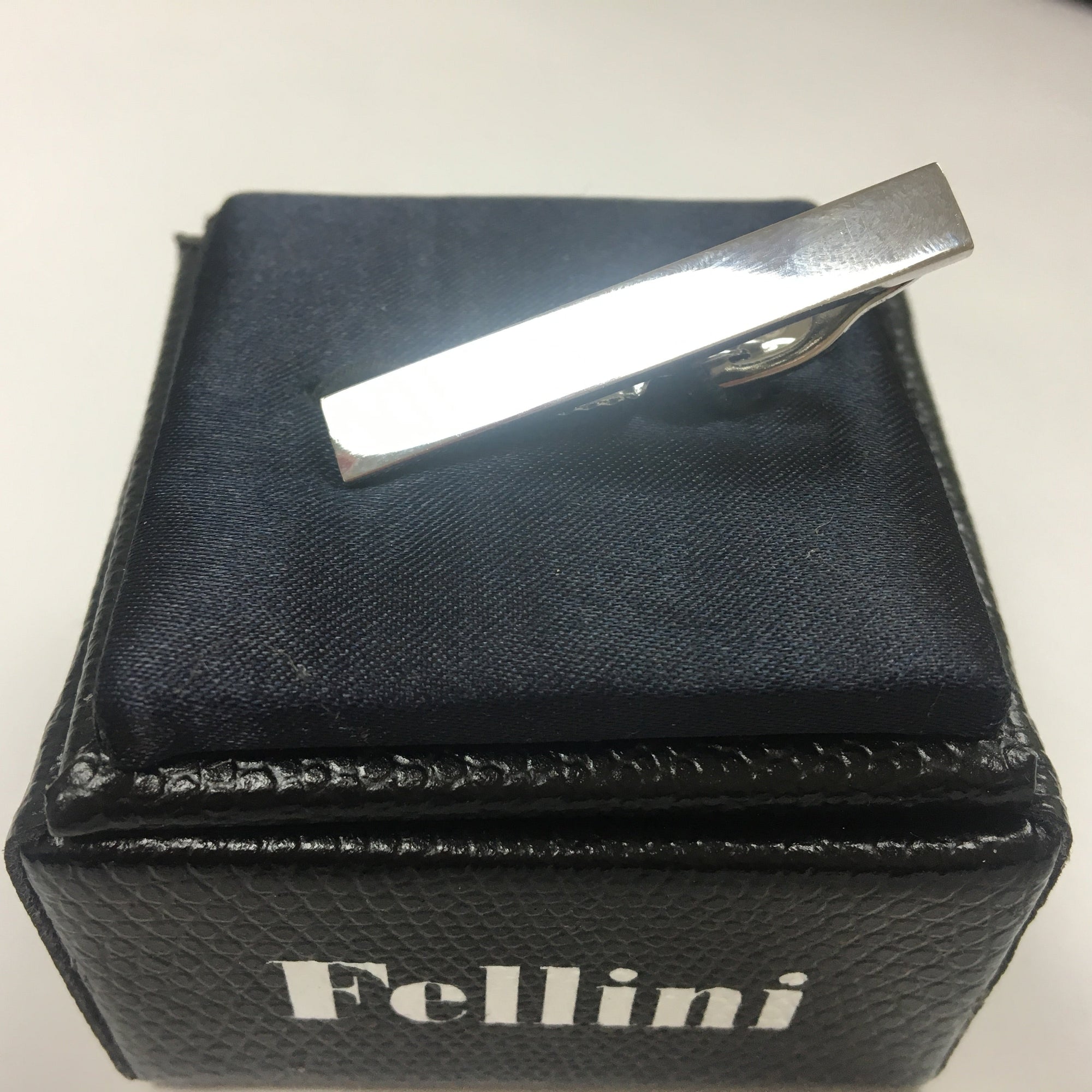 Fellini Tie Clip - Uniforms and Workwear NZ - Ticketwearconz