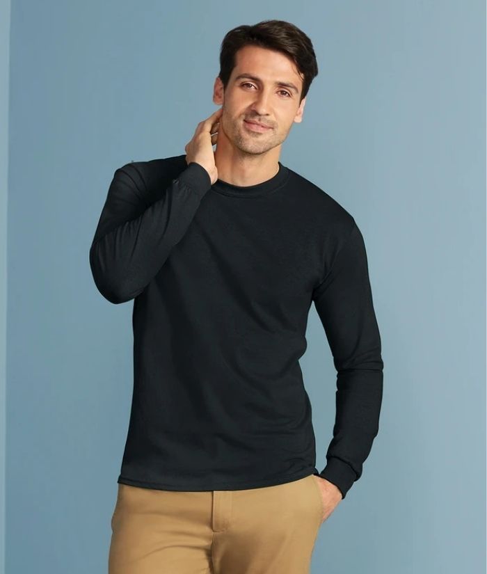 gildan-mens-long-sleeve-100_-cotton-tshirt-tee-2400-black-base-layer